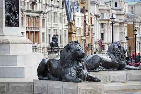 London Trafalgar Square in UK england