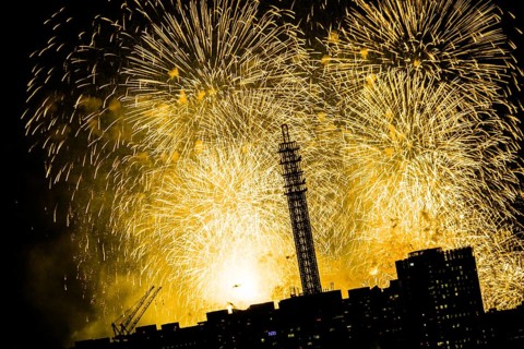 Yokohama skyline and fireworks (Minato Mirai smart Festival). Shooting Location: Yokohama-city