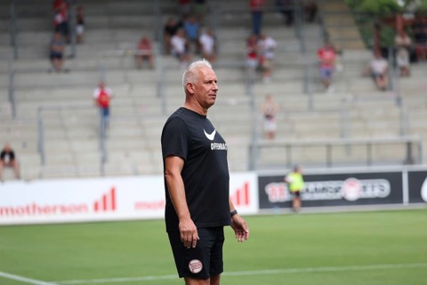 Coach Christian Neidhart (Kickers Offenbach) at the match of the Football-RL SW 24-25: 1st Sptg: SC