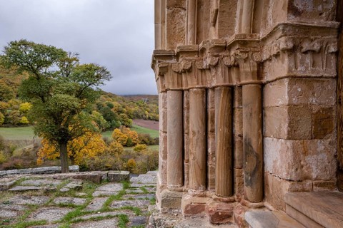 Romanic Church of Santa María La Real, Las Henestrosas de las Quintanillas, municipality of
