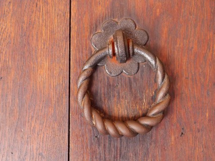 Door knocker at the Marienburg in Malbork
