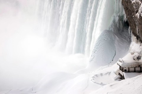Winter Niagara Falls frozen snow and ice