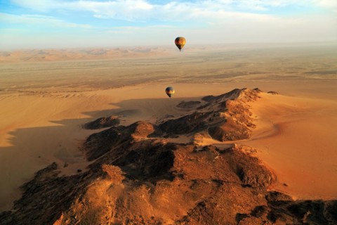 Hot air balloon ride over the Namib in the Namib-Naukluft National Park in Namibia