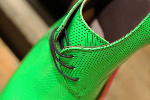 Green shoe