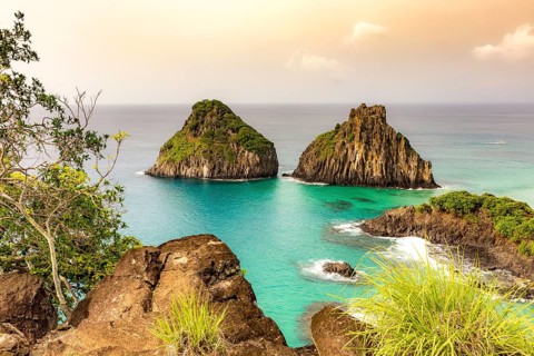 Fernando de Noronha, Brasil. Turquoise water around the Two Brothers rocks, UNESCO World Heritage