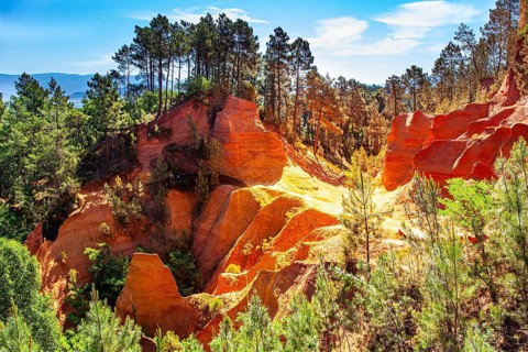 France, Provence. The village of Roussillon is surrounded by picturesque ocher cliffs. Now the