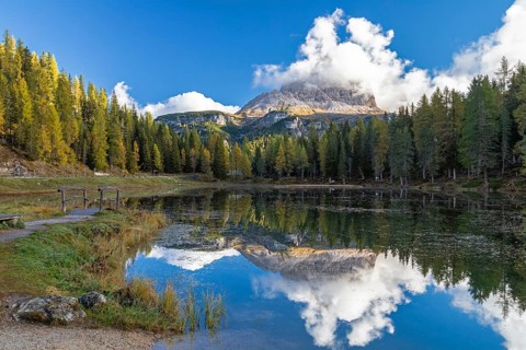 Autumn morning at Lake Antorno under the Three Peaks, Dolomites, South Tyrol