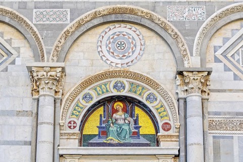 Mosaic by Giuseppe Modena da Lucca of the Saint Reparata, lunette above left door of the Cathedral