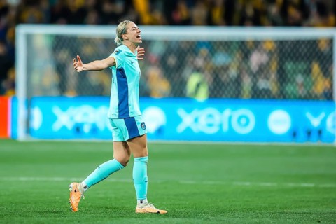 MELBOURNE, AUSTRALIA, JULY 31: Alanna KENNEDY of Australia celebrates beating Canada at the FIFA