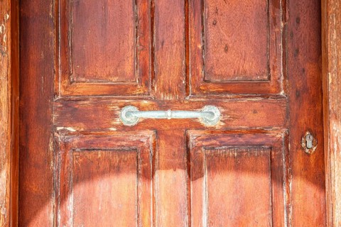Door handle, wooden door, detail, Perissa, island of Santorini, Cyclades, Greece, Europe