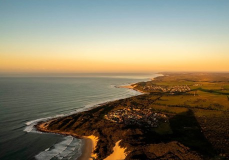 Indian Ocean, sea, waves, beach, bushes, meadows, coast, Christmas Rock, East London Coast Nature