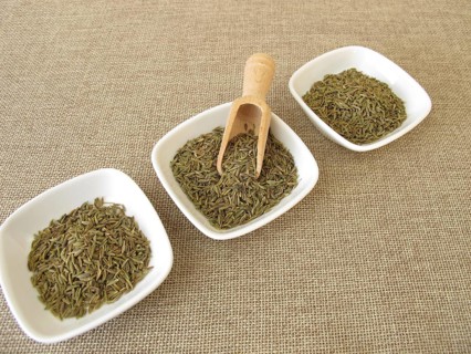 Whole dried seeds of cumin, Cuminum cyminum
