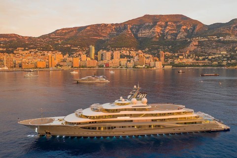 Aerial view of 136 metre superyacht Flying Fox, delivered in 2019 by the Bremen shipyard Lürssen
