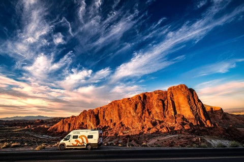 Motorhome in front of Gibraltar Rock, Valley of Fire State Park, Nevada, USA, North America