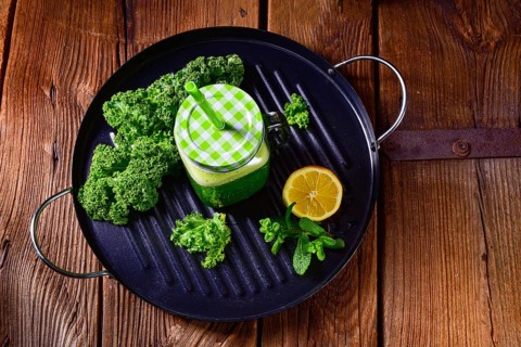 Tasting Spring no fruit Kale Smooth
