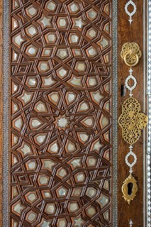 Ottoman art example of Mother of Pearl inlays