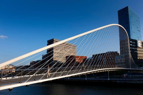 Zubizuri bridge, Abandoibarra, Bilbao, Bizkaia, Spain, Europe