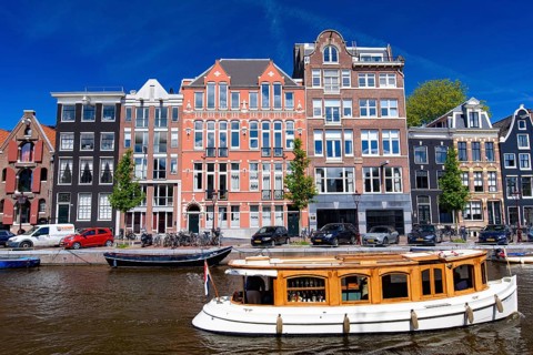 Boat tour and canal cruise in Amsterdam, Netherlands
