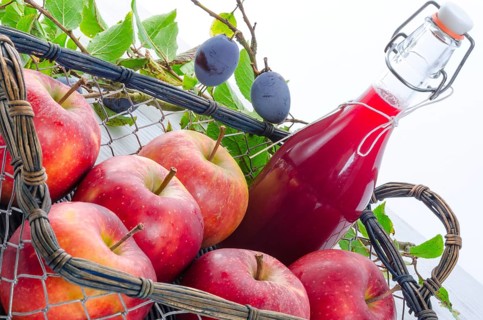 Apple plums juice