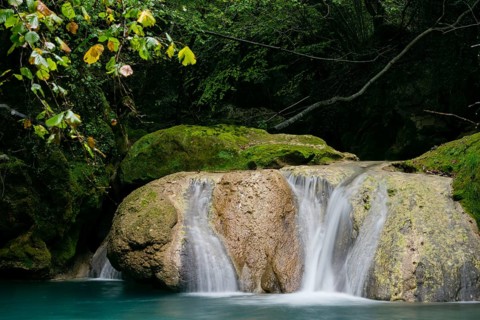 Nacedero del rio Urederra, parque natural de Urbasa-Andia, comunidad foral de Navarra, Spain,