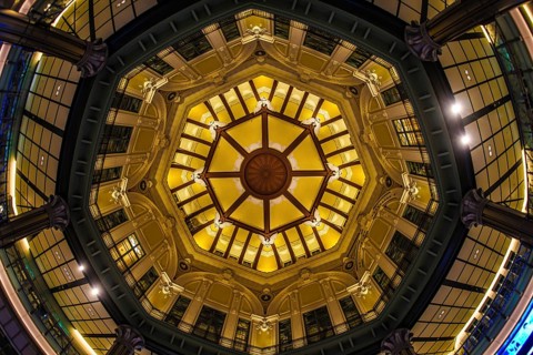 Ceiling of the image of Tokyo Station. Shooting Location: Tokyo metropolitan area