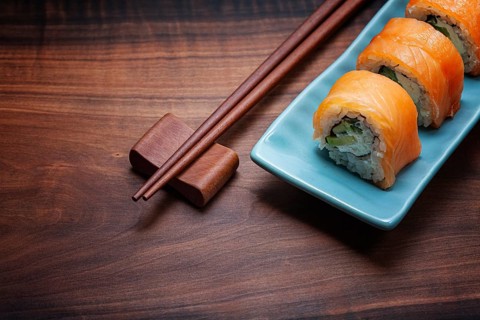 Rectangular Plate With PhiladelpHia Sushi Rools