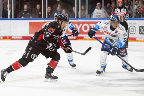 LanxessArena, North Rhine-Westphalia, Juhani Tyrvaeinen (Cologne Sharks, #21), PENNY DEL, Cologne
