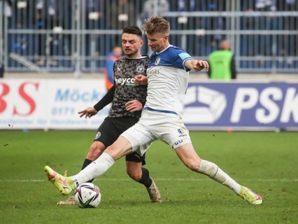 Duel Maurice Multhaup Eintracht Braunschweig with Jan-Luca Schuler 1.FC Magdeburg Soccer 3rd League