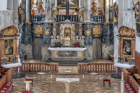 Main altar, Church of St Martin, Marktoberdorf, Allgäu, Bavaria, Germany, Europe