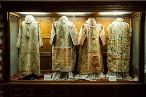 Dalmatics and chasubles, museum of religious art and paleontology, Church of San Bartolomé,