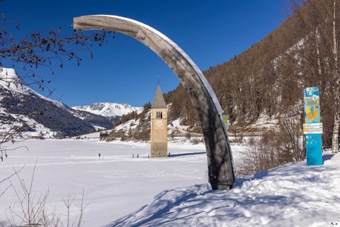 Church tower of Altgraun, Campanile di Curon Venosta Vecchia, sunken village in the reservoir, Lake