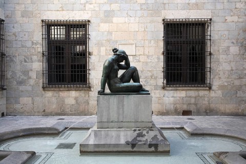 Inner courtyard with Maillol sculpture