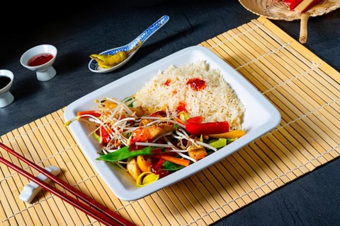 Roasted sweet and sour chicken with vegetables