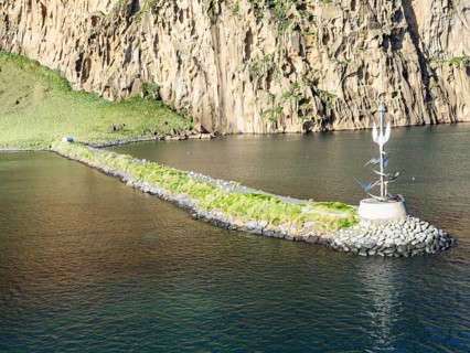 Breakwater in front of the harbour entrance, Heimaey, Westman Islands, Suðurland or South Iceland,