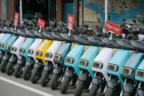 Scooter hire, Hamasen, Gushan District, Kaohsiung, Taiwan, Asia