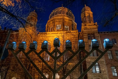 Germany, Berlin, 02.01.2025, Hanukkah candlestick New Synagogue, Oranienburger Straße, Europe