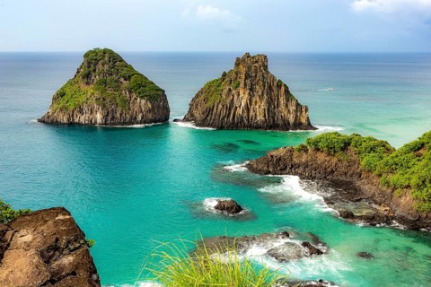 Fernando de Noronha, Brasil. Turquoise water around the Two Brothers rocks, UNESCO World Heritage