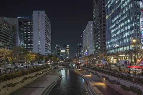 Seoul South Korea, city skyline night at Cheonggyecheon Stream