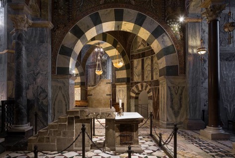 Carolingian octagon, Charlemagne throne, Aachen royal throne