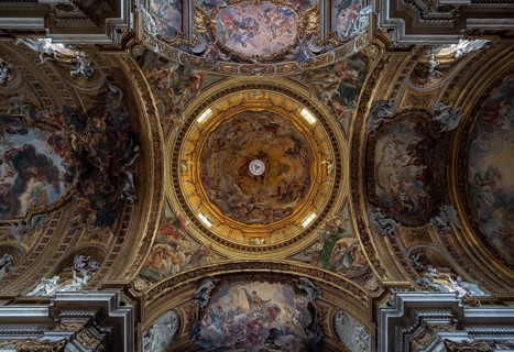 Rome, Roma, Il Gesu, built from 1568, view into the dome