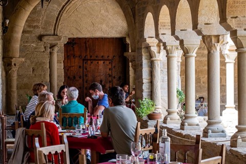 Cloister of the former cathedral of San Vicente, Roda de Isábena, Isábena Valley, Huesca, Spain,