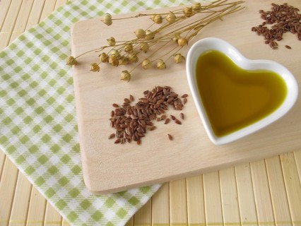 Linseed oil in a heart-shaped porcelain bowl