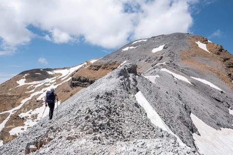 Route of ascent to the Taillon, 3144 meters, French Pyrenees, France, Europe