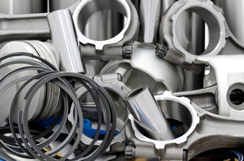 Auto engine details - connecting rods, pistons, rings, cylinders, bushings