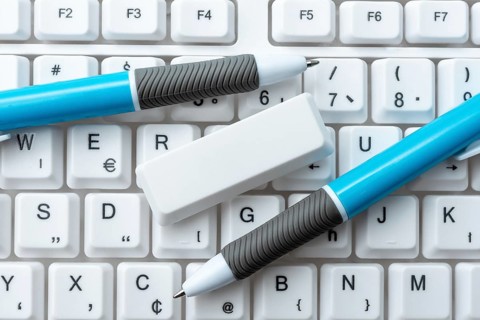 Internet Browsing And Online Research Study, Typing Your Ideas