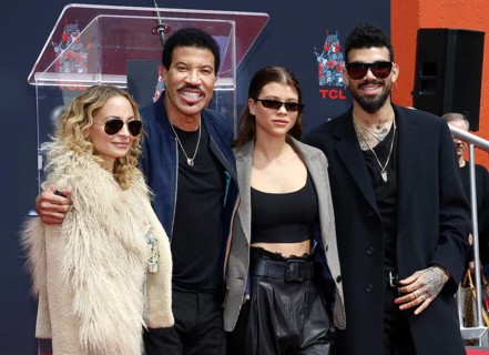 Lionel Richie, Sofia Richie, Miles Richie and Nicole Richie at Lionel Richie Hand And Footprint
