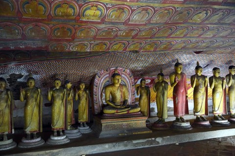 Buddha statues in Dambulla Cave Temple, Sril Lanka