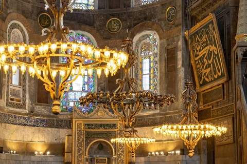 A picture of the colorful and gorgeous interior of the Hagia Sophia, in Istanbul