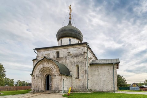 Saint George Cathedral was built between 1230 and 1234 in Yuryev-Polsky