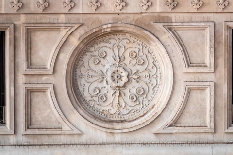 An image of a decoration ornament at the Cathedral Milano Italy